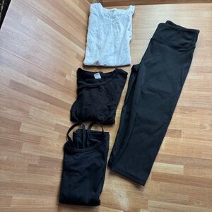 Girls athletic bundle size 9/10 black and white